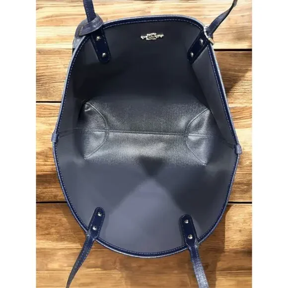 Coach F55862 Reversible City Tote Bag in Prairie Calico Print & Wristlet - Picture 6 of 14